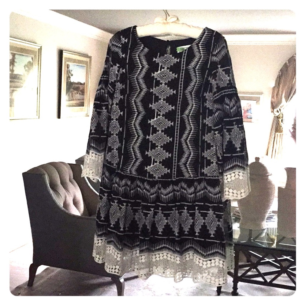 Nicole Miller Black and White Pattern Dress